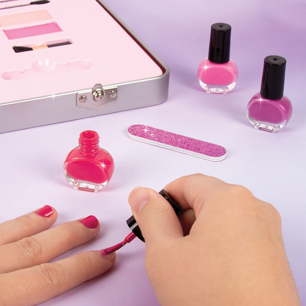 Bộ Dụng Cụ Trang Điểm Màu Hồng Sành Điệu MAKE IT REAL 2506MIRA