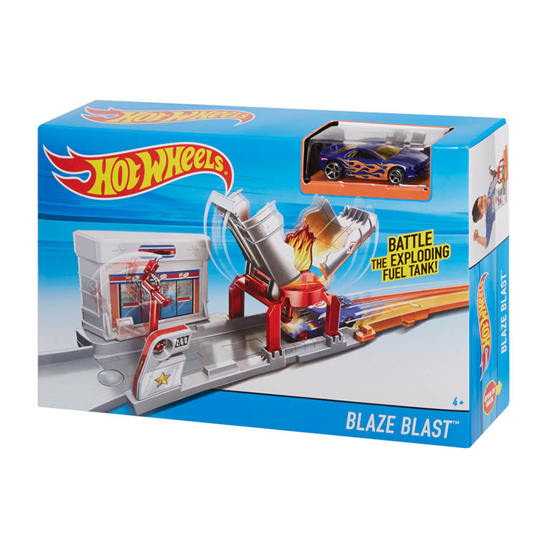 Bộ Hot Wheels trạm xăng nổ tung HOT WHEELS FJN34