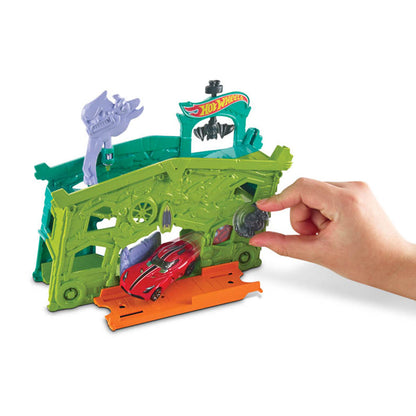 Bộ Hot Wheels cánh cổng ma quái HOT WHEELS FJN34